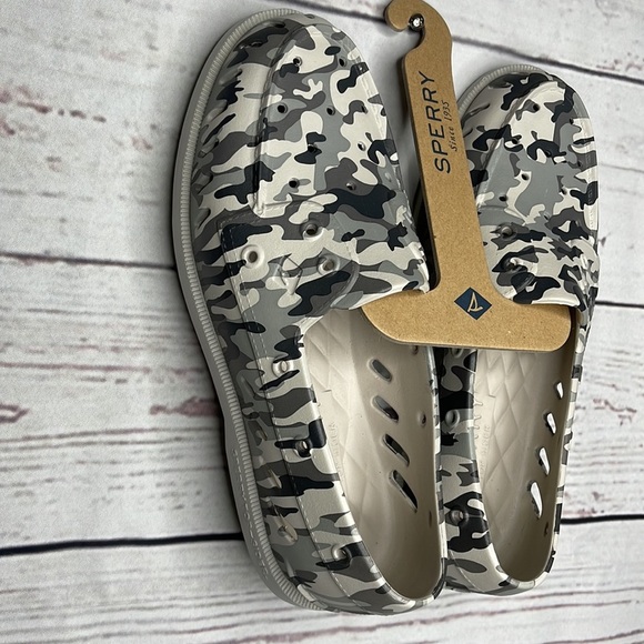 NWT Sperry Original Authentic Flat Boat Slides Sz 9 Camouflage! - Picture 2 of 7